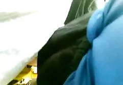 Mamuśki w fioletowy pończochy dostaje cum darmowe filmy pormp na jej pochwa