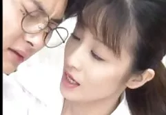 Córka i mama darmowe filmy porno z grubymi babami znęcają się nad facetem.