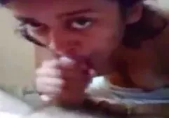 Ukraina rozebrać się przed kamerą i filmy porno za darmo z nastolatkami pokazać topless