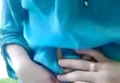 Czarna kobieta w ubraniu na tej pięknej będzie uprawiać seks ze swoim chłopakiem na darmowe filmy porno z polskim lektorem kanapie