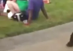 Murzyni biorą udział w trójkącie z blondynką. filmy pirno za darmo