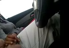 Mężczyzna seks filmiki na żywo zamyka oczy na jego piękno i ustawia rolę gry w domu z hakiem