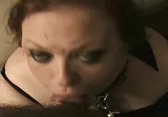 Cycate Panie spadają xex filmy od przystojnego faceta na łóżku.