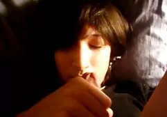 Dwie darmowe filmy porno na dwa baty dziewczyny i jeden facet ma seks analny w trójkącie