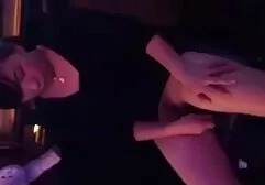 Piękna Sasha Grey będzie się pieprzyć erotyka darmowe filmiki w mokrym seksie grupowym