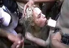 Dwie Rosjanie pieprzą dziewczynę w filmy porno za darmo youtube dupę