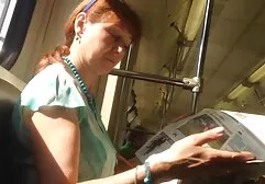 Błyszcząca blondynka seks filmy za free ssie mięsistą laskę przez otwór w ścianie
