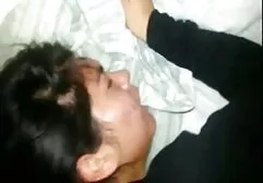 Dziewczyna z dużymi cyckami masturbuje się youtube darmowe filmiki porno zabawką