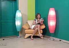 Łysy mężczyzna pies cios starsza prywatne darmowe filmy kobieta w pozycji psa