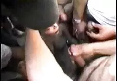 Stimulates a filmy porno za darmo online ruscams com prywatny z blondynka dziecko w the łazienka