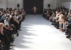 Koleś liże blondynkę pozuje 69 i cycki darmowe filmiki ze świeżym kutasem w domu