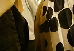 Duża dziewczyna z dużymi filmy erotyczne ostre ruchanie cyckami ssie kutasa na ścianie Seks