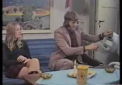 Starsza kobieta brazzers darmowe filmy znajduje młodego mężczyznę do pieprzenia.